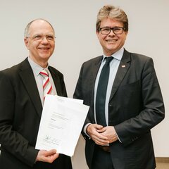 Karl Grün mit Bundesminister Martin Polaschek | © Philipp Lipiarski